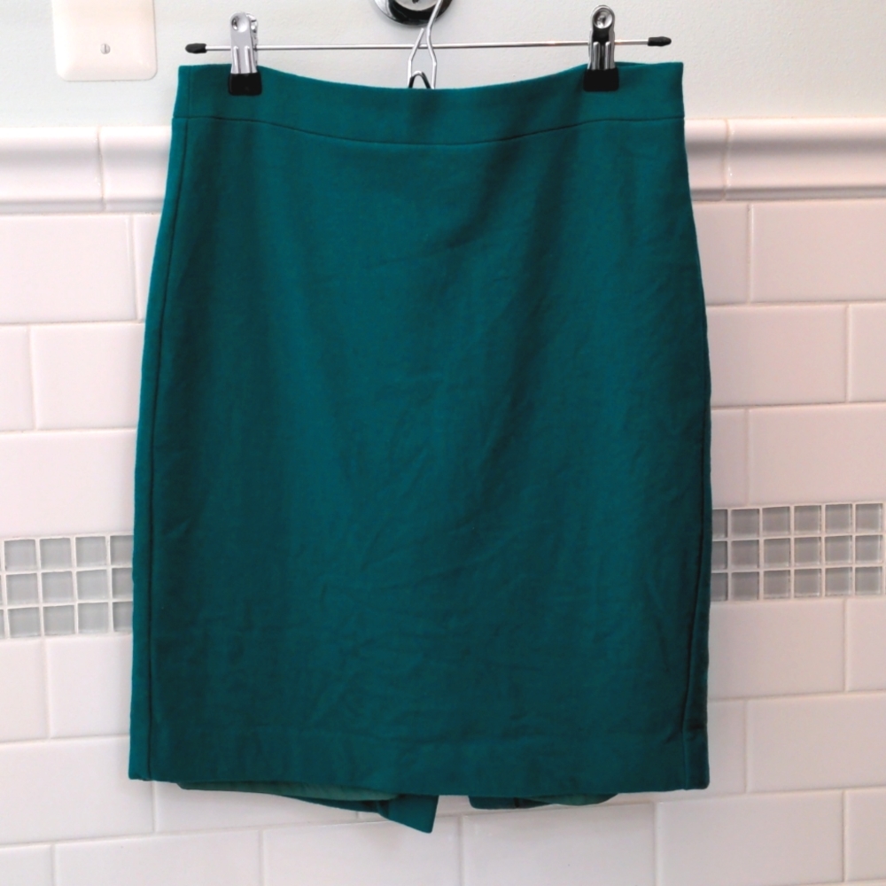 J Crew Pencil Skirt, Sz 2, Emerald Green
